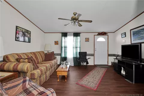149 Raspberry Ln, Lumberton, NC 28360 photo 8