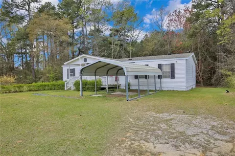 149 Raspberry Ln, Lumberton, NC 28360 photo 2