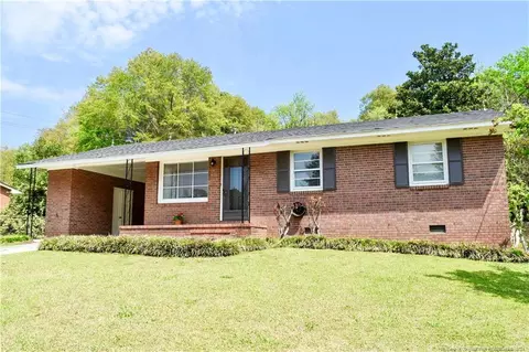 715 Dwain Dr, Fayetteville, NC 28305