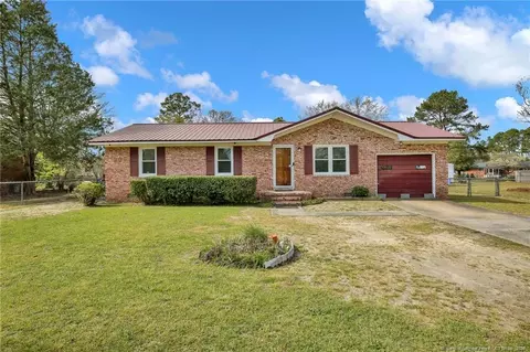 3632 Gloucester Dr, Hope Mills, NC 28348