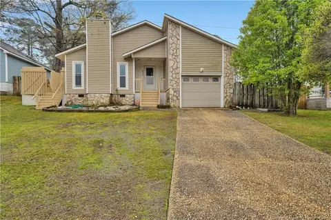 433 Andover Rd, Fayetteville, NC 28311
