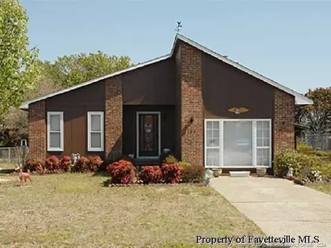 205 Duncan Rd, Spring Lake, NC 28390