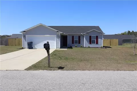 249 Pebble Ln, Raeford, NC 28376