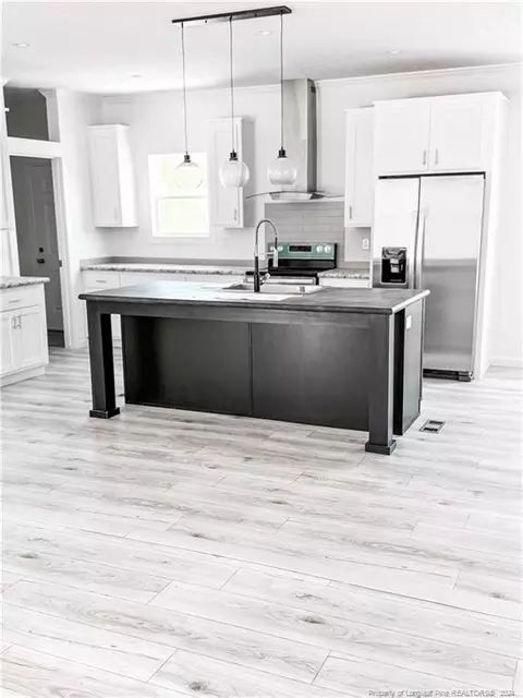 903 Loop Rd, Bunnlevel, NC 28323 photo 7