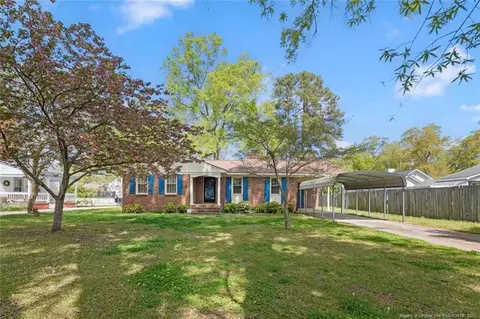 310 W Vance St, Laurinburg, NC 28352