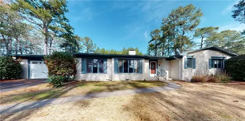 15 Shadow Ln, Whispering Pines, NC 28327