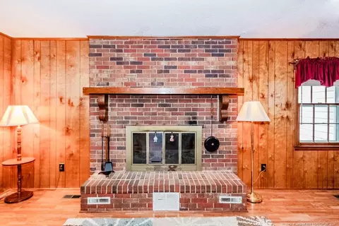 Living - 752 Nc 210 Hwy E, Harrells, NC 28444 photo 4 of 4