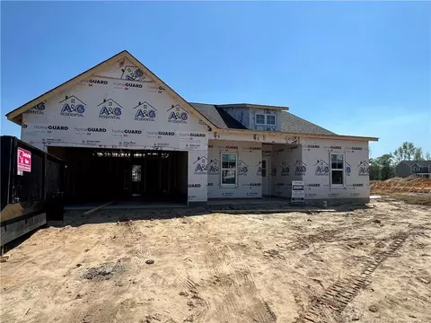 314 Glee St, Hope Mills, NC 28348