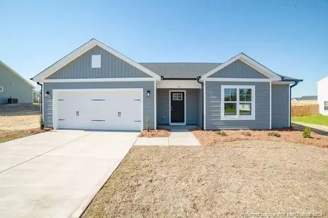 17 Terrier Ct, Parkton, NC 28371