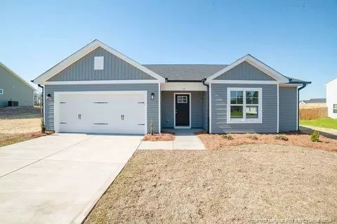 17 Terrier Ct, Parkton, NC 28371