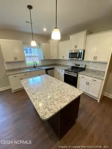 728 Elderberry Dr, Vass, NC 28394 photo 12