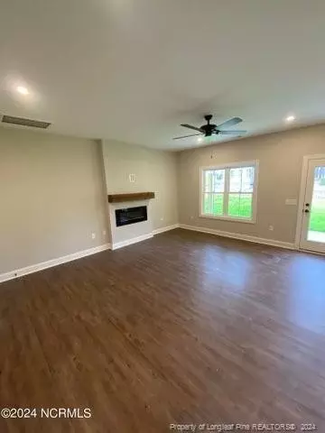 728 Elderberry Dr, Vass, NC 28394 photo 10