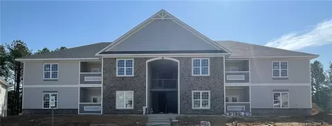 240 Gallery Dr #202, Spring Lake, NC 28390