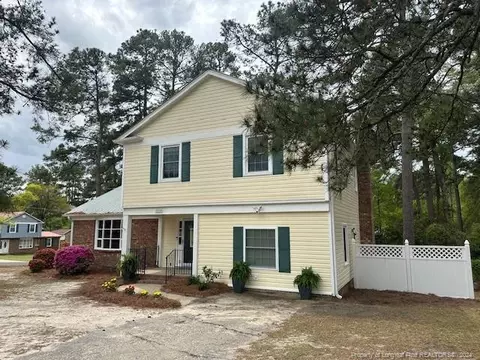 5225 Hidden Valley Pl, Fayetteville, NC 28311