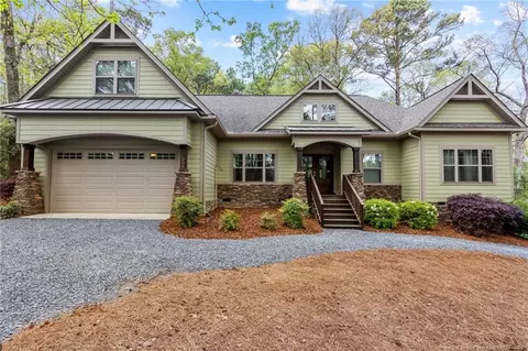 208 Rob Roy Rd, Southern Pines, NC 28387