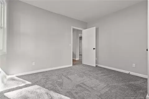 103 E Noble St, Selma, NC 27576 photo 7