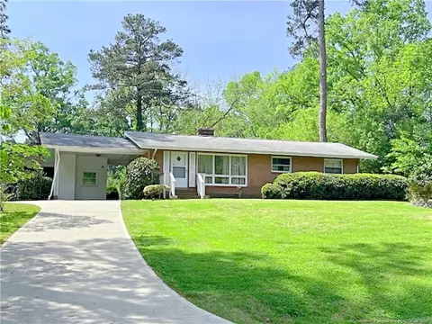 915 Evans Dr, Sanford, NC 27330