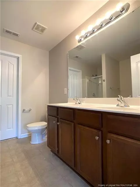 Bath - 364 Crane Way, Bunnlevel, NC 28323 photo 3 of 6