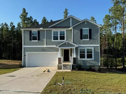 212 Rocking Horse Ln, Sanford, NC 27332