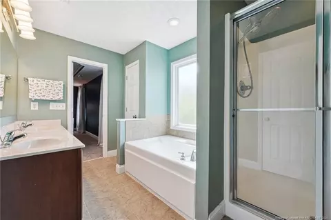 Bath - 176 Vandercroft Way, Bunnlevel, NC 28323 photo 3 of 4