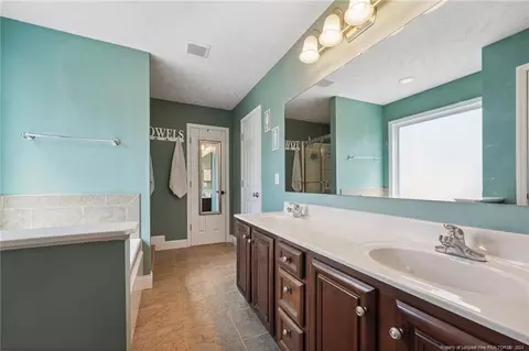 Bath - 176 Vandercroft Way, Bunnlevel, NC 28323 photo 2 of 4