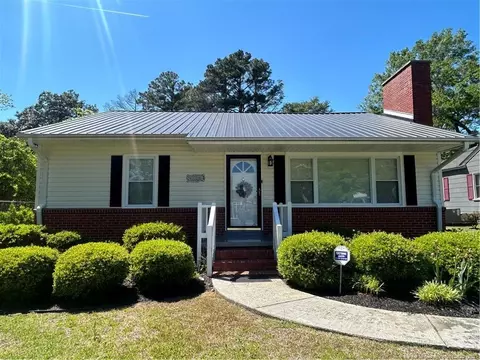 109 E Mcneill Dr, Red Springs, NC 28377