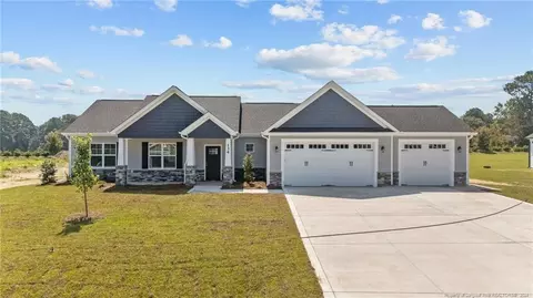 134 Oleander Ln, Sanford, NC 27332