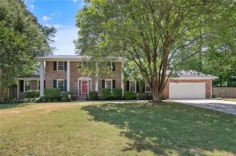 3409 Regiment Dr, Fayetteville, NC 28303