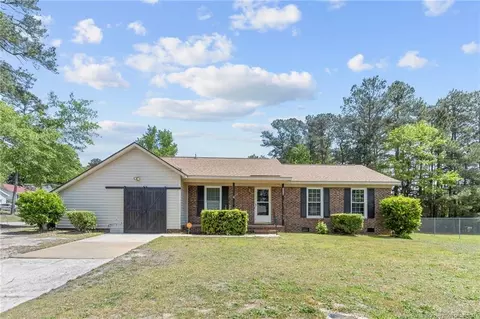 3304 Redfox Rd, Spring Lake, NC 28390
