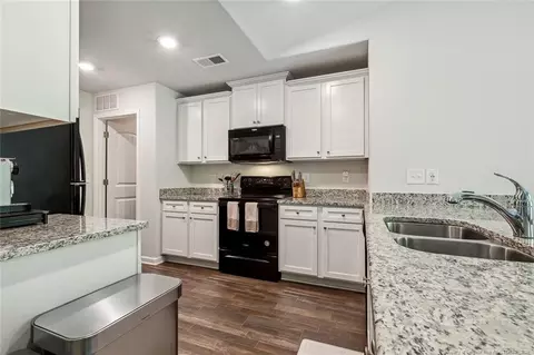 Kitchen - 76 Doonbeg Dr, Fuquay Varina, NC 27526 photo 2 of 5