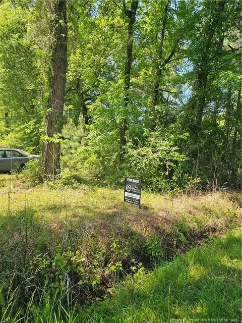 Lucas Avenue, Rocky Point, NC 28457