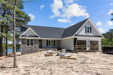 20 Oak Hill Dr, Foxfire, NC 27281