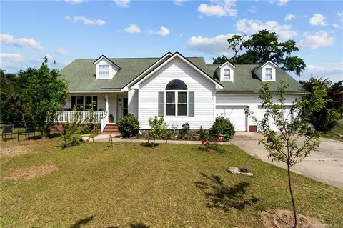 1051 Besalt Dr, Saint Pauls, NC 28384