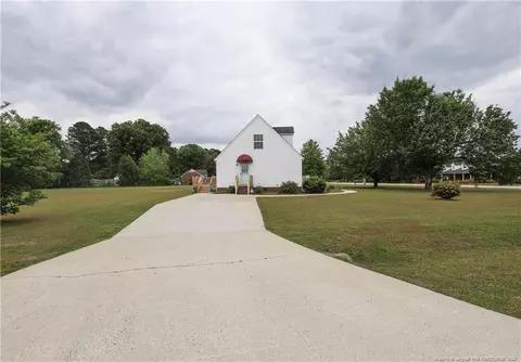 Exterior - 18 Bryan Godwin Ct, Erwin, NC 28339 photo 4 of 7