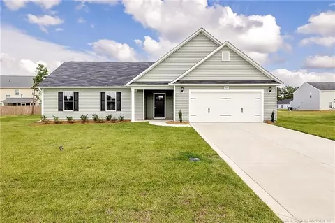 4021 Racking Horse Rd, Hope Mills, NC 28348