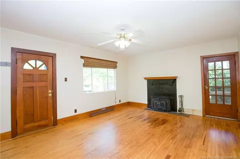 230 E Maple St, Vass, NC 28394 photo 4