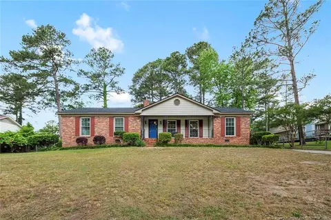 715 Roundtree Dr, Fayetteville, NC 28303