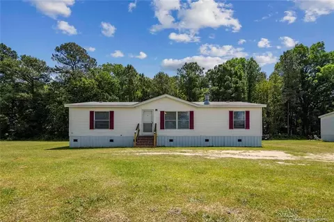124 Cameo Ln, Parkton, NC 28371