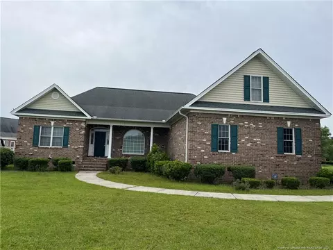 153 River Run Dr, Lumberton, NC 28360