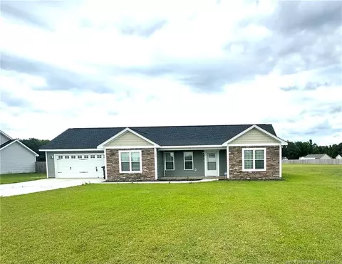 138 Canady Rd, Parkton, NC 28371