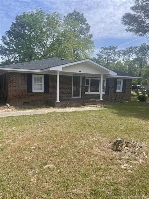 1276 Loop Rd, Raeford, NC 28376