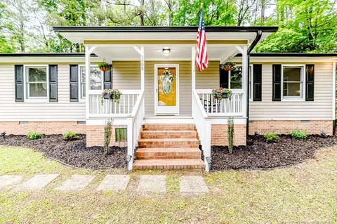 3508 Longview Dr, Sanford, NC 27330