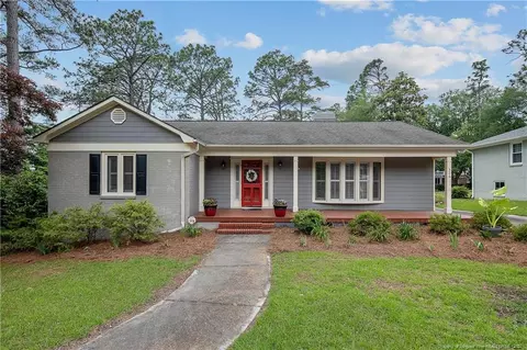 526 Vista Dr, Fayetteville, NC 28305
