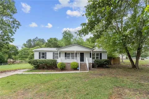 1059 Heritage Way, Cameron, NC 28326