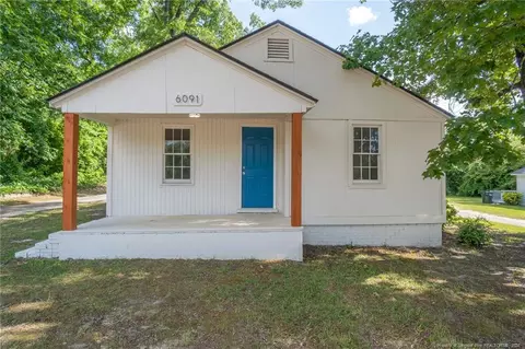 6091 6095 Cliffdale Rd, Fayetteville, NC 28314