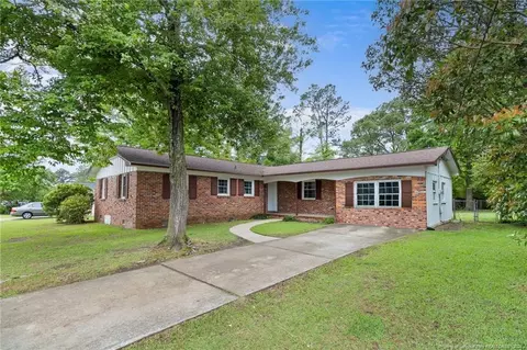 359 Summer Hill Rd, Fayetteville, NC 28303