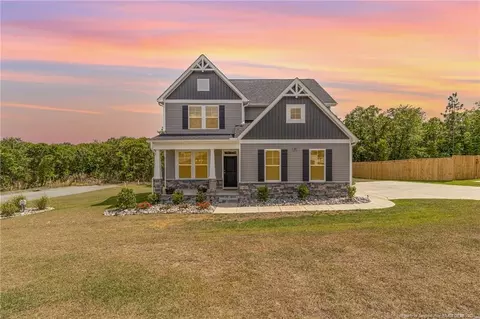 386 Countryside Dr, Lillington, NC 27546