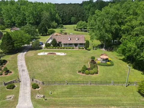 22829 Nc 71 Hwy, Parkton, NC 28371