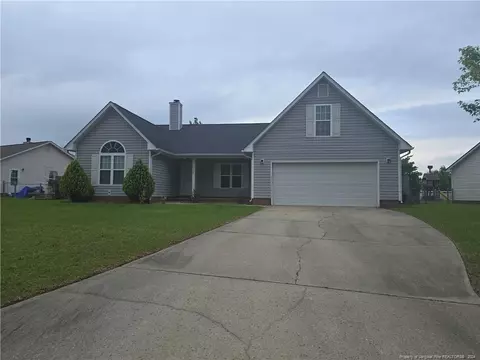 149 Riverwind Dr, Spring Lake, NC 28390