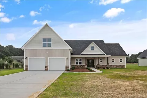 3105 Bladen Union Church Rd, Fayetteville, NC 28306